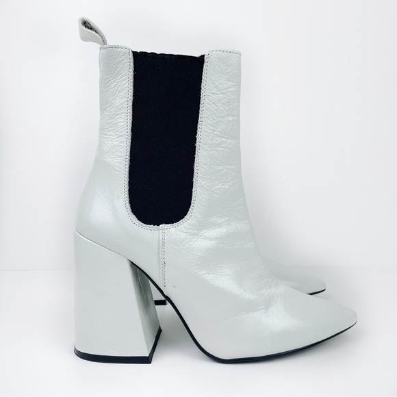 L’Intervalle White Leather Ankle Boots Chunky Heel Pointed Toe Chelsea Slip On - Picture 2 of 13